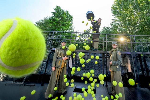 Macht. Krieg. Frieden(?) - Globe Berlin