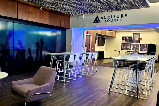 Acrisure Lounge Access