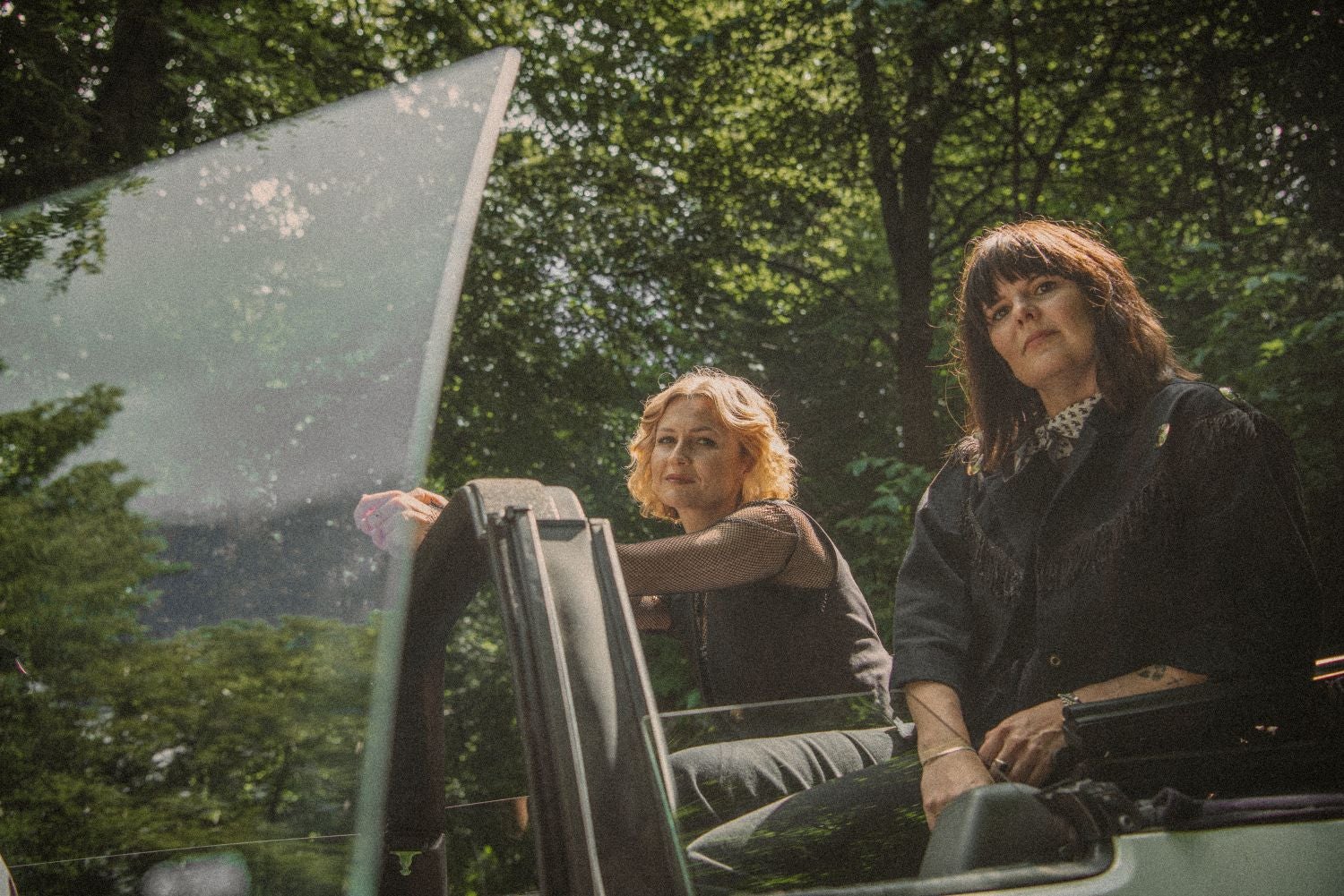 Bye Bye Brenda – feat. Stine Bramsen og Kajsa Vala.
