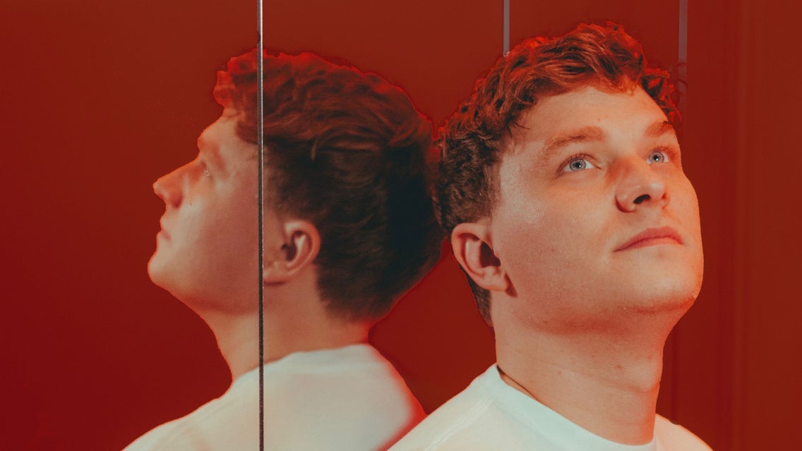 Photo of Nils Hoffmann – Everlight Album Tour