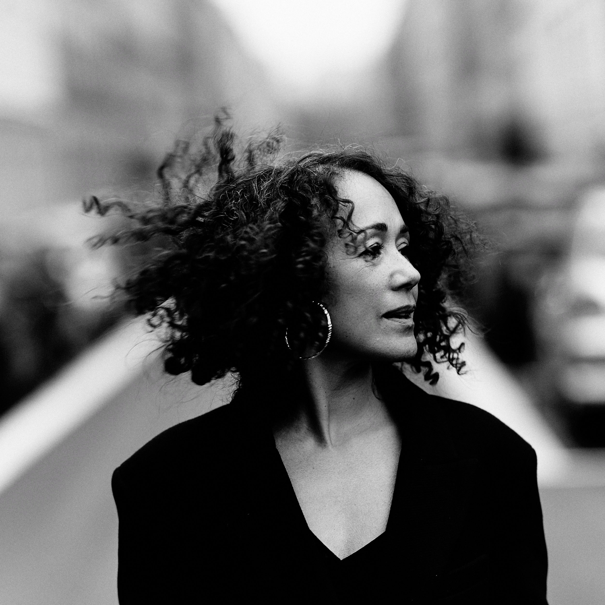 Camille Jones – Women In Office – Ekstra – 2026-10-28