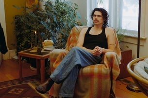 Boy Golden, Madeleine Roger