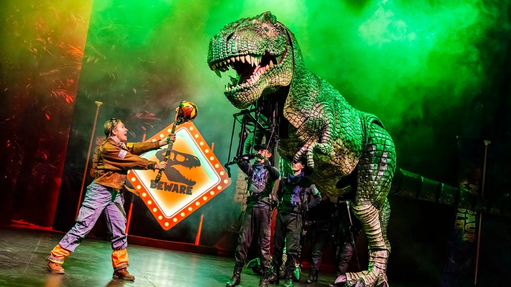Hotels near Dinosaur World Events