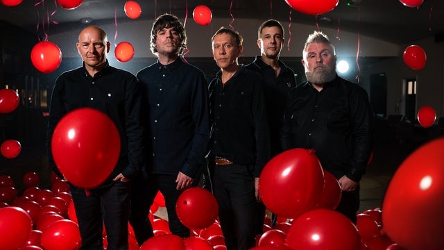 Shed Seven in Scarborough Open Air Theatre 14/06/2025