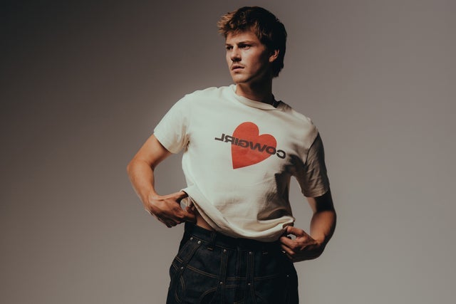 Ruel - Kicking My Feet Tour pre-sale code for early tickets in Charlotte