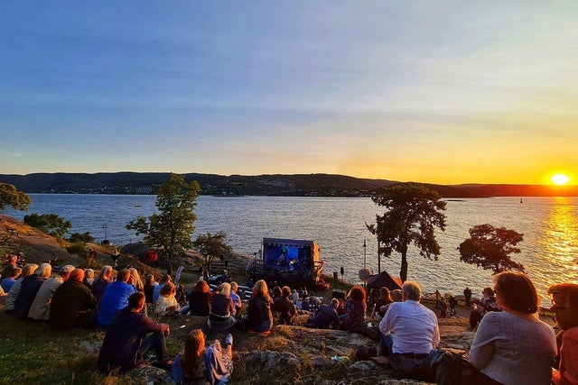 Gitarer ved fjorden presale information on freepresalepasswords.com