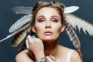 Clare Bowen w/ Jonathan Jackson