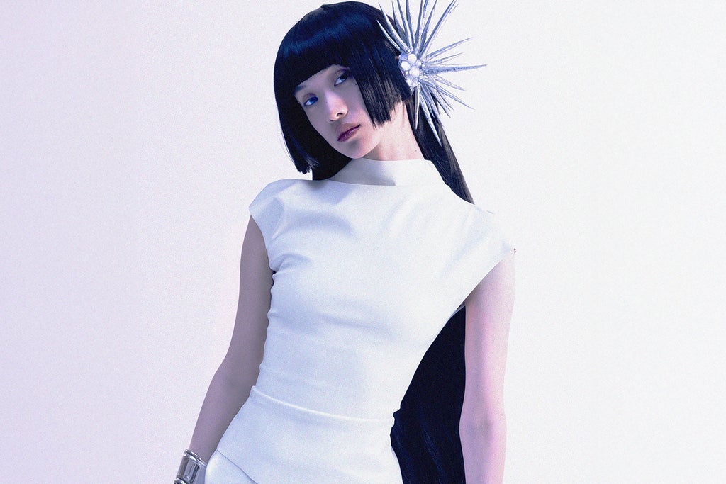 FiFi Zhang w/ gum.mp3 + more TBA