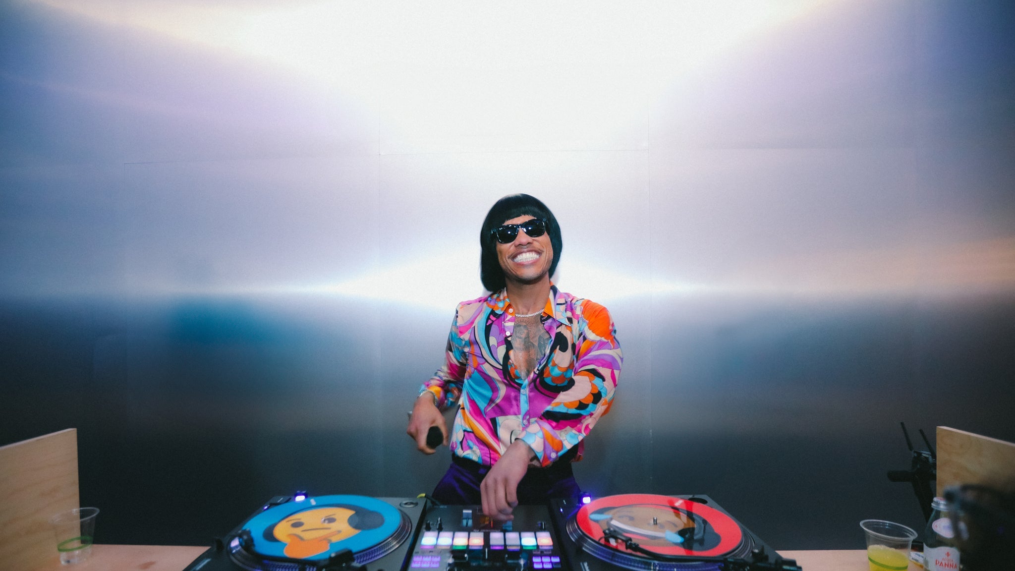 DJ Pee .wee ( Aka Anderson .paak )