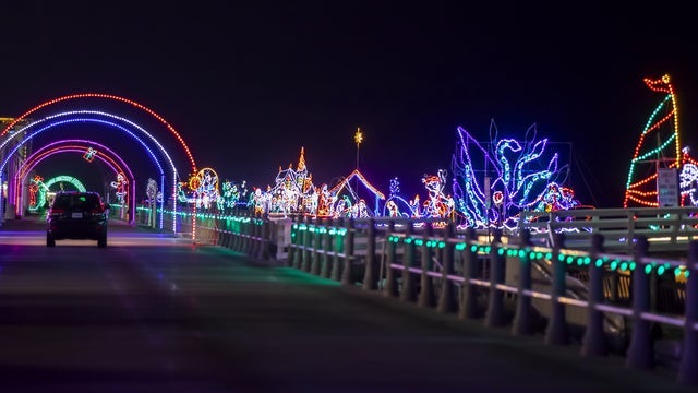 Holiday Lights At The Beach - Wednesday December 31st