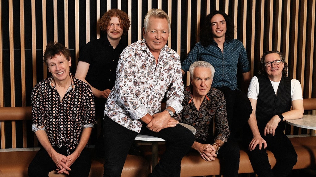 Night at the Parkland - Icehouse