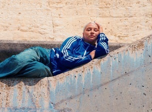 Caity Baser, 2025-09-25, London