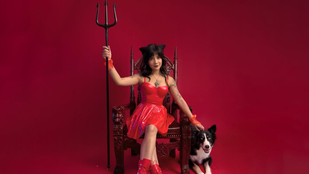 Saaniya Abbas - Hellarious