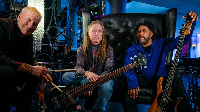 Victor Wooten featuring Steve Bailey & Gregg Bissonette BASS EXTREMES