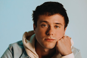 Alec Benjamin