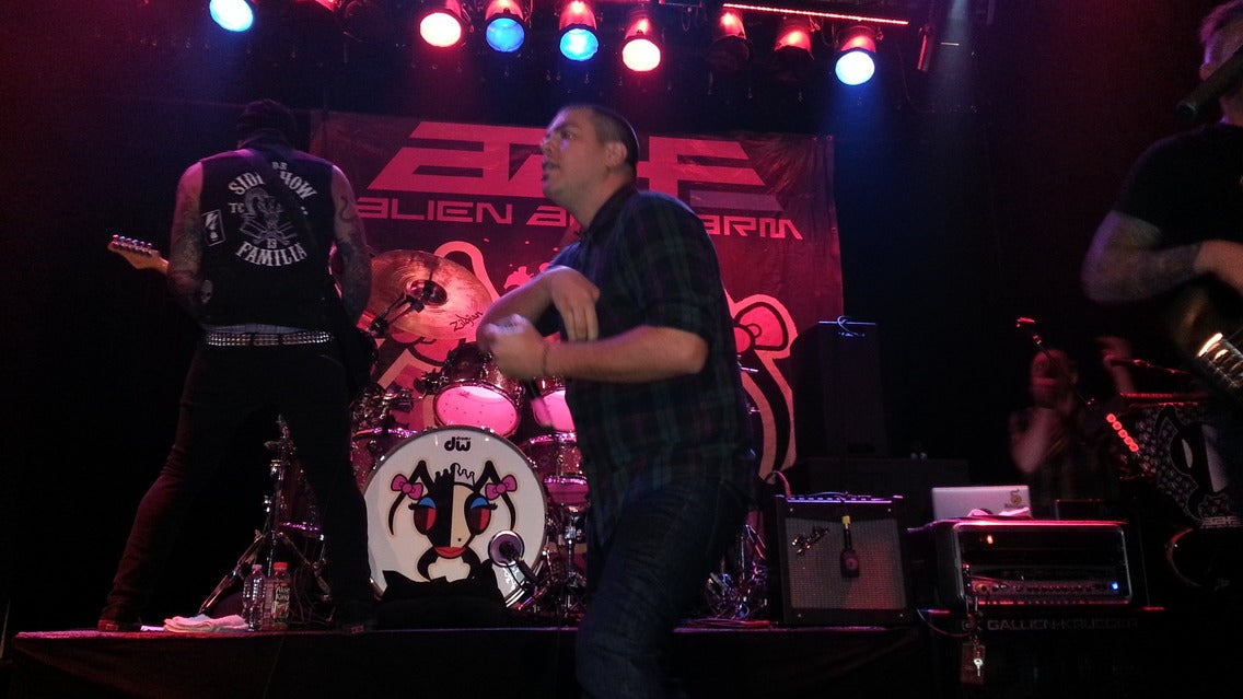 Alien Ant Farm live