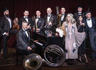 Squirrel Nut Zippers Christmas Caravan