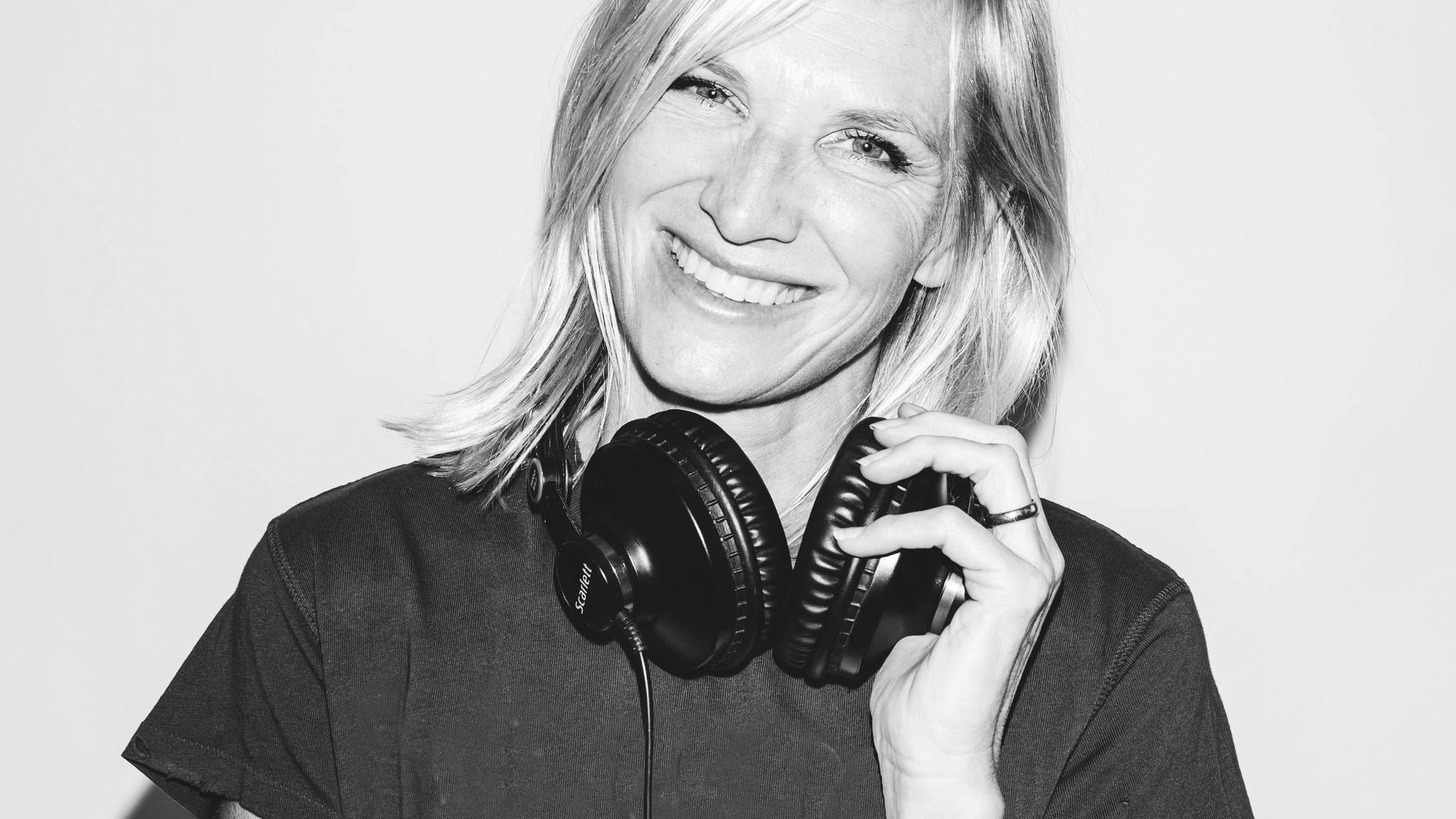 Jo Whileyâ€™S 90s Anthems Event Title Pic