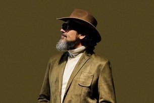 Reyli Barba "A Caballo"