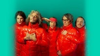 The Flaming Lips perform Yoshimi Battles the Pink Robots