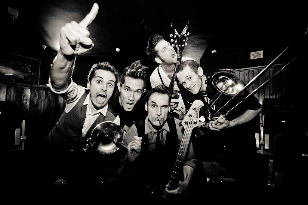 Suburban Legends (Acoustic Show)