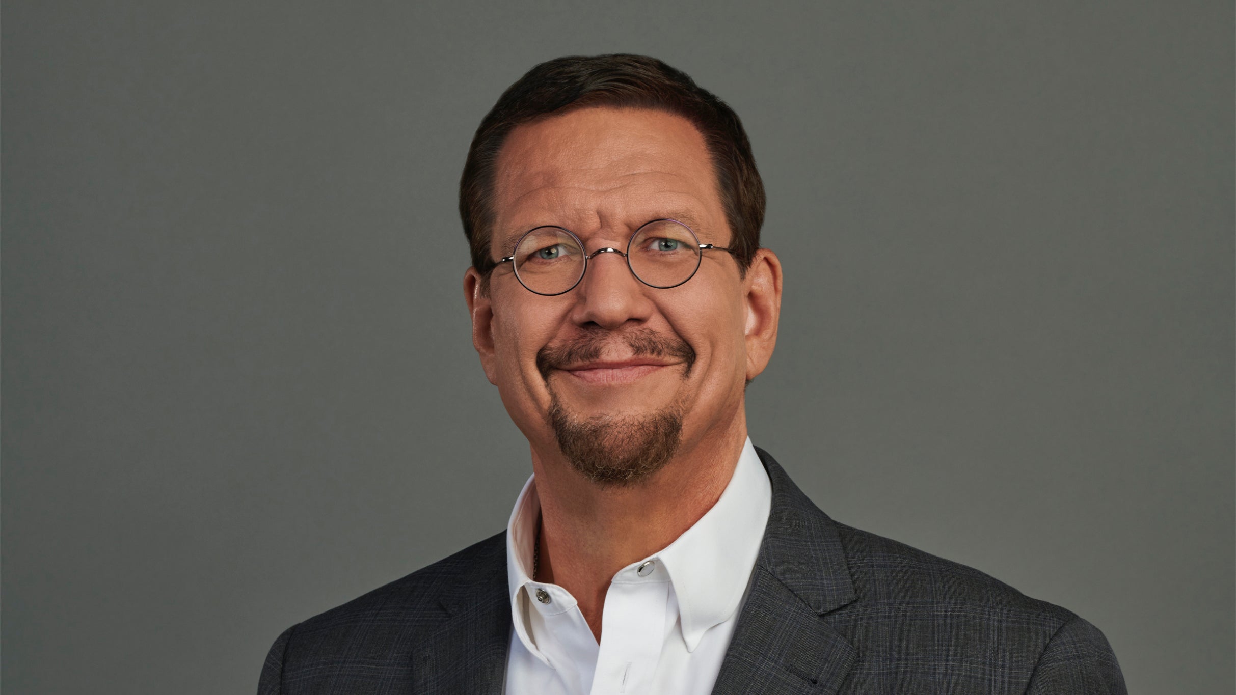 Penn Jillette (of Penn & Teller): Felony Juggler Book Release Show at The Bell House – Brooklyn, NY