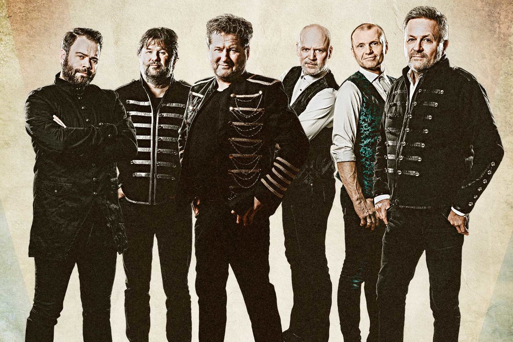 D.D.E. – GRAITEST HITS in Turkey