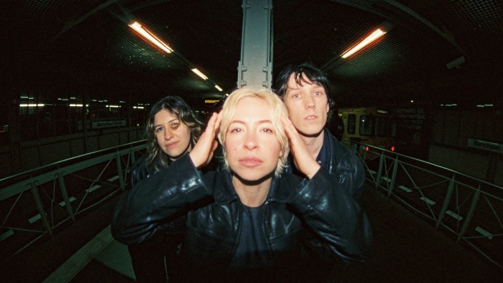 Photo of Melt w/ Claire Ernst