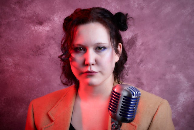 Penelope Scott presales in London