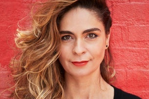 JULEN HAR ENGLELYD MED ANDREA PELLEGRINI OG LIVE STRINGS