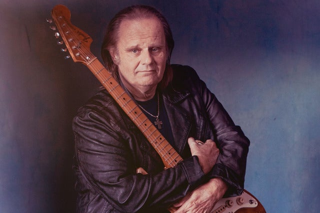 Walter Trout with special guest Avey Grouws Band
