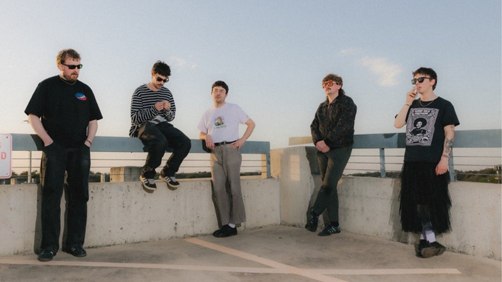 Winter In the Sun : Gurriers - Enola Gay + Makeshift Art Bar