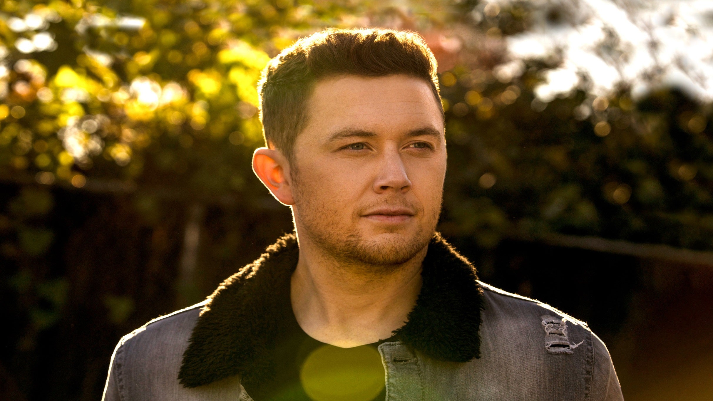 Scotty McCreery at Cape Cod Melody Tent