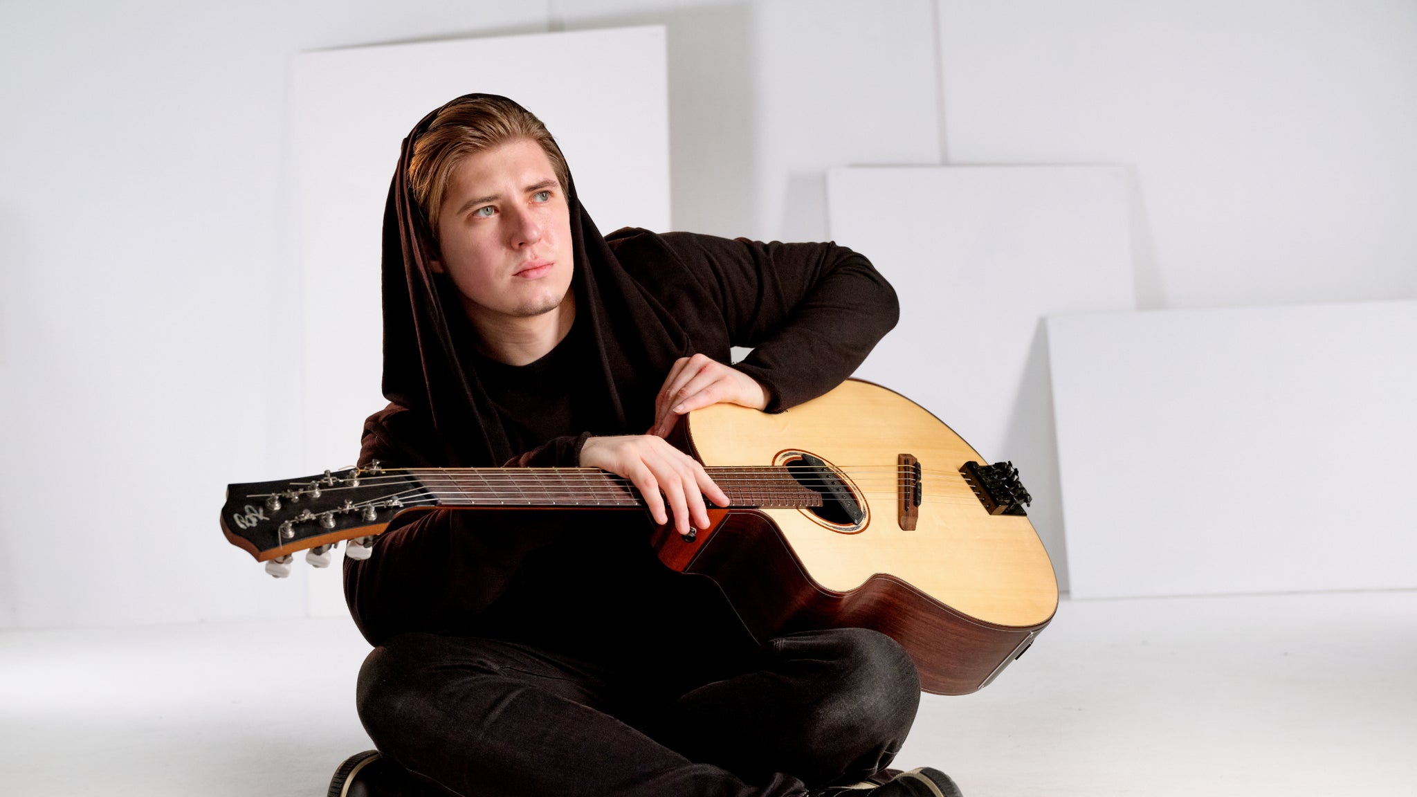 Alexandr Misko - The International Guitar Sensation