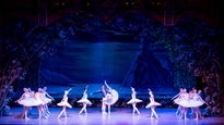 The International Ballet Company Berlin opfører Svanesøen