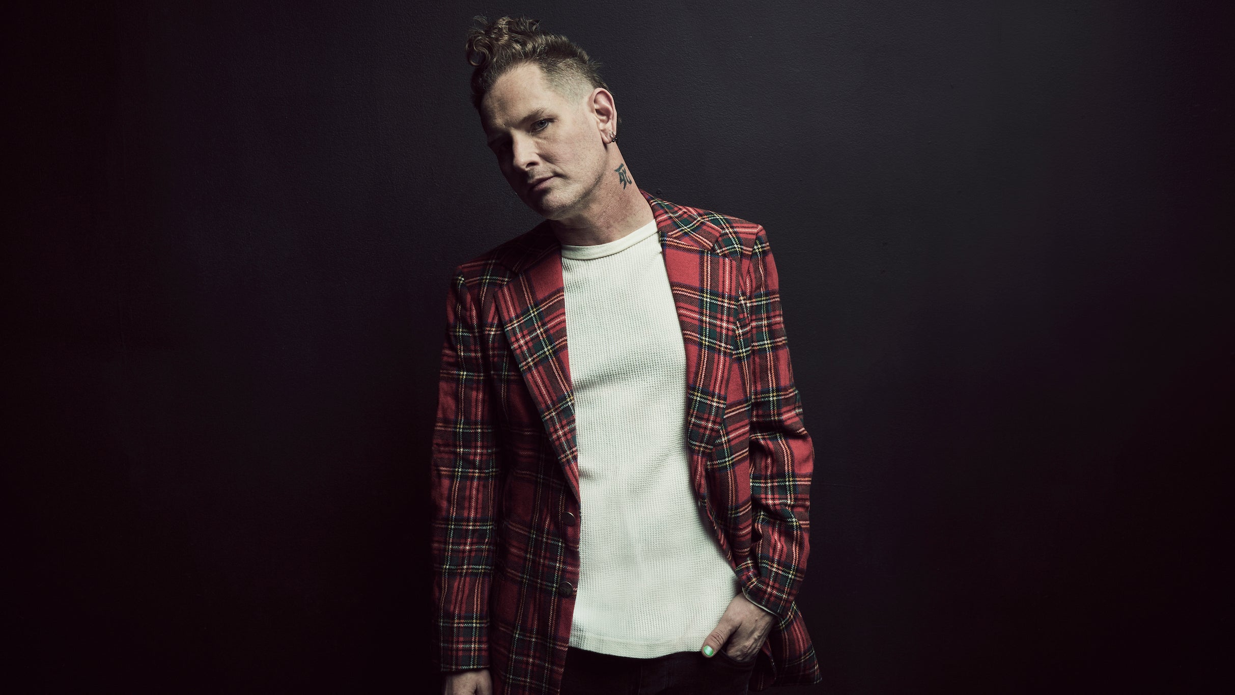 Corey Taylor in Riverside promo photo for Blabbermouth presale offer code