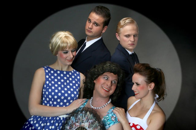 Ticket Reselling Theater in OHZ: Dree Froons n&ouml;&ouml;mt Schmidt