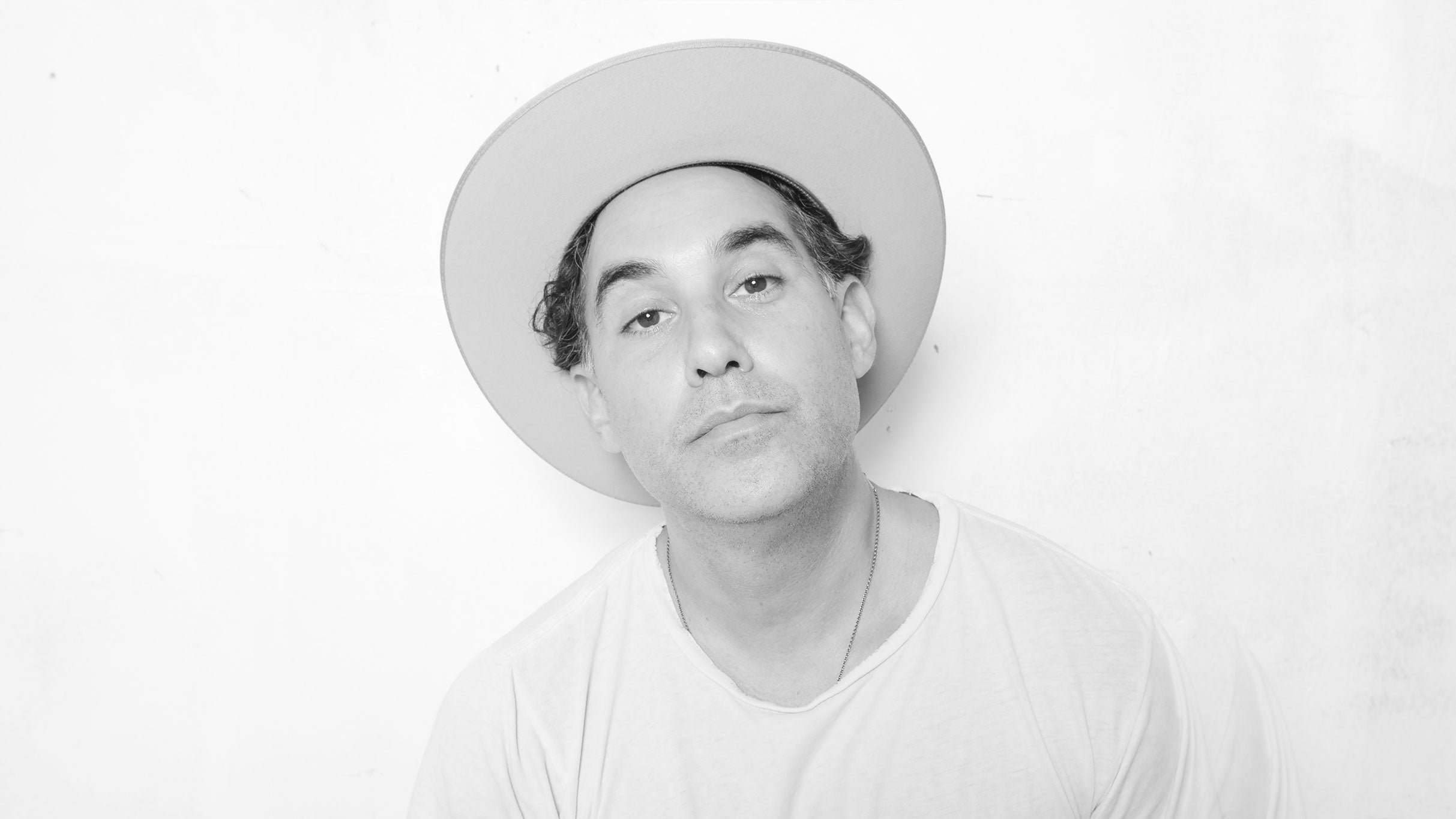 TOArts & Nederlander present Joshua Radin and Ron Pope at Fred Kavli Theatre- B of A Performing Arts Center,Thousand Oaks – Thousand Oaks, CA