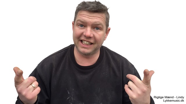 Lindy fra Rigtige Mænd Fuld ild