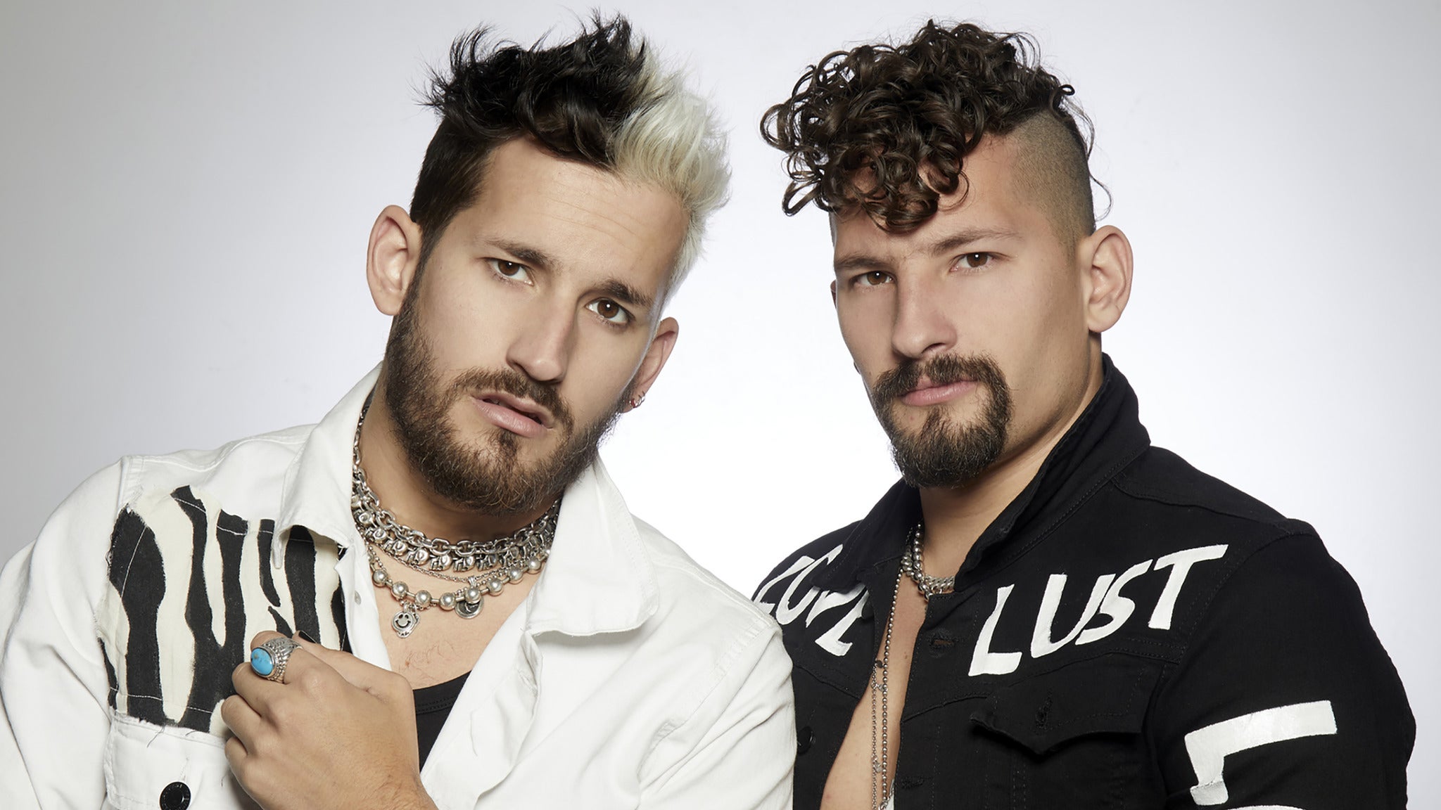 Mau y Ricky + Piso 21 - Panas & Parceros in Houston promo photo for Live Nation presale offer code