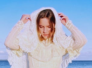 Amélie Farren, Lilith Max, Rabbitology - The Three Wishes Tour