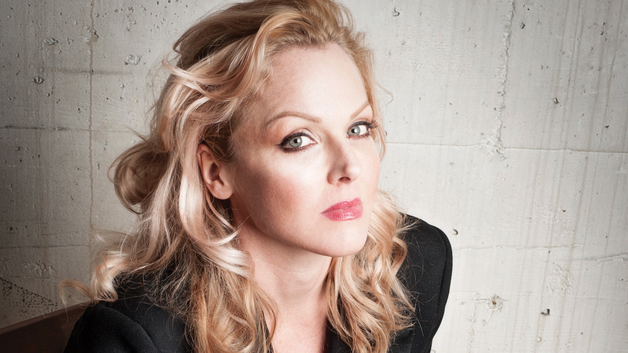 Storm Large at Treelawn Music Hall