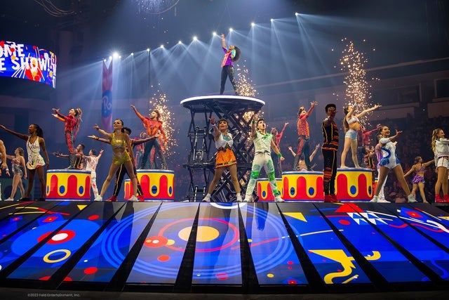 Ringling Bros. And Barnum & Bailey Presents The Greatest Show On Earth ...