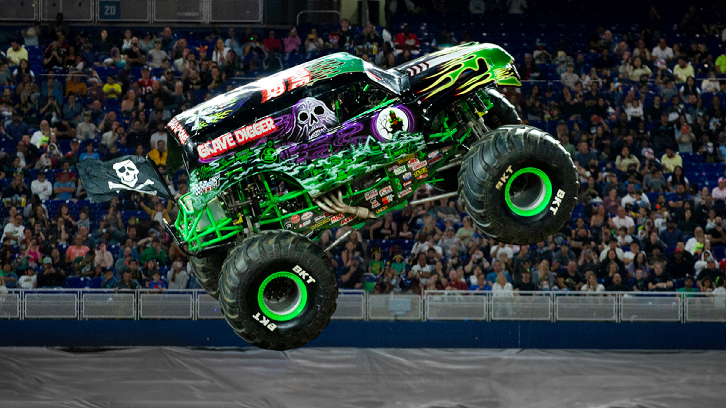 Estacionamiento Monster Jam