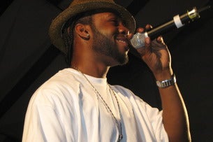 Dwele