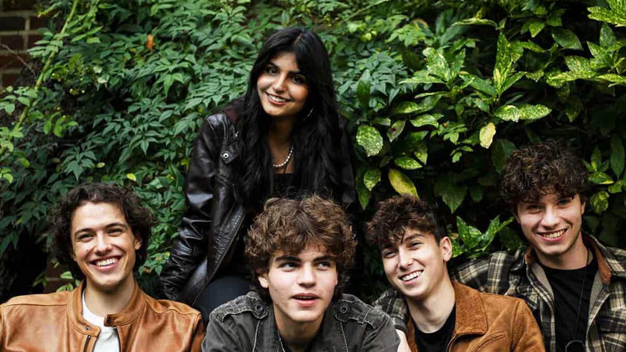 Behind the Sky, Sparkbug