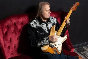 Walter Trout (Late)