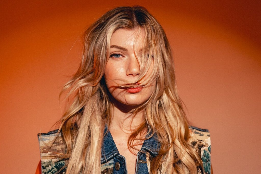 Hannah Mae | Comfort Seats