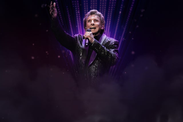 Barry Manilow: The Last Last Glasgow Concert in Glasgow: pre-sale passwords Barry Manilow: The Last Last Glasgow Concert in Glasgow promotional photo for OVO presale tickets offer