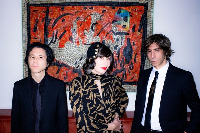 Yeah Yeah Yeahs: Hidden In Pieces Tour